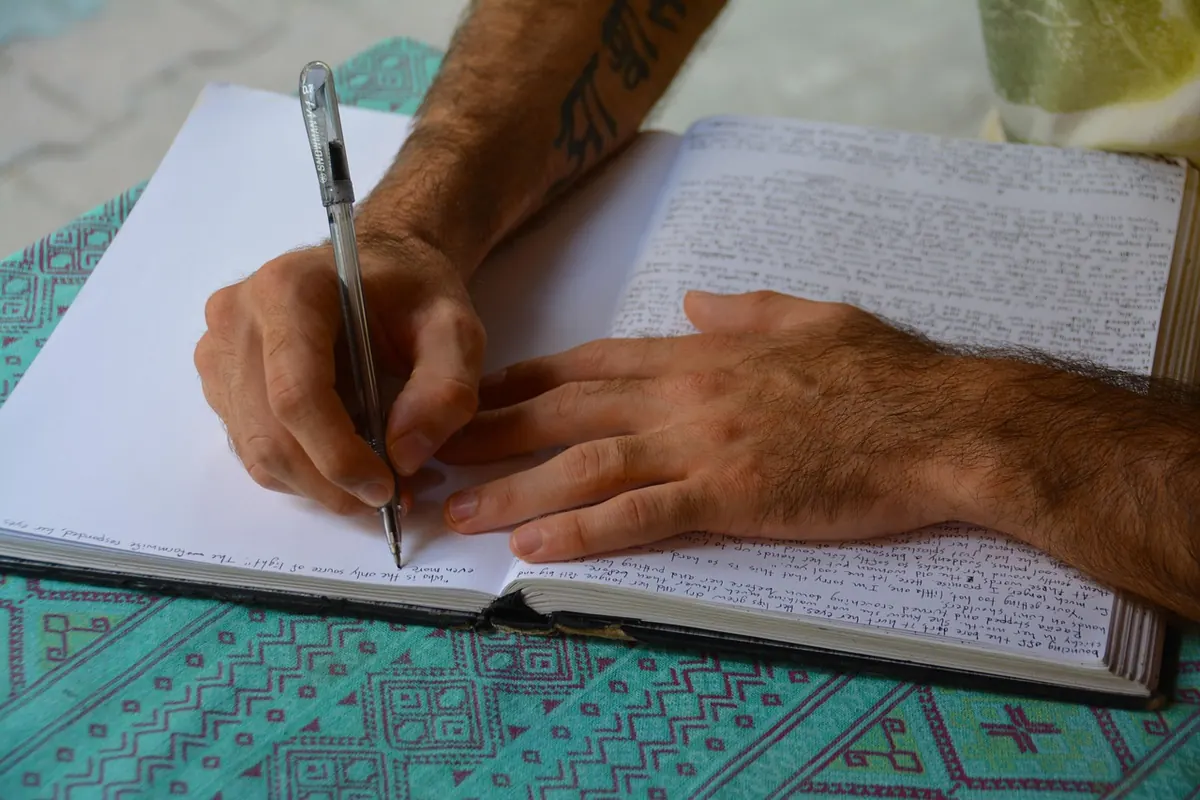How to Write a Portfolio Bio That Sounds Like You (Not a Robot)